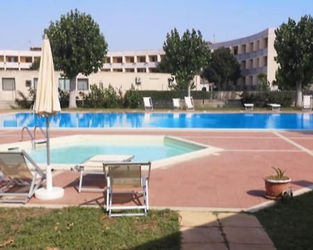 Villetta A Schiera In Villaggio Metatur Metapont Exterior foto